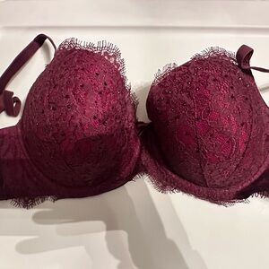 Victoria secret Lighty lined Demi dream angels